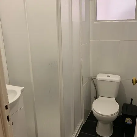 Frenetic Gest House 招待所 Lisboa
